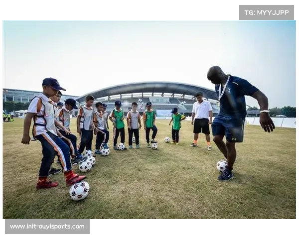 英超俱乐部与学校合作推广体育教育项目