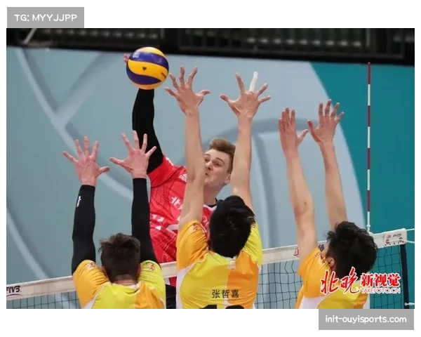 高芙专访：谈及卫冕法网压力，称已准备好迎接红土挑战